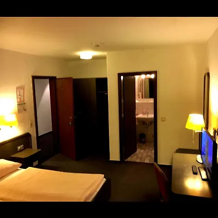 Hotell Restaurant Ikaros 3*